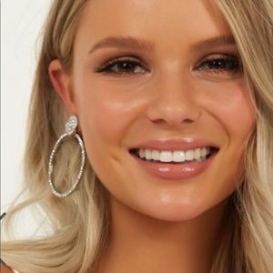 Showpo “Can’t help loving” silver earrings